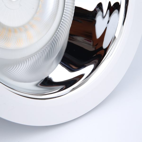 Точечный светильник светодиодный с зеркальным отражателем повышенной комфортности